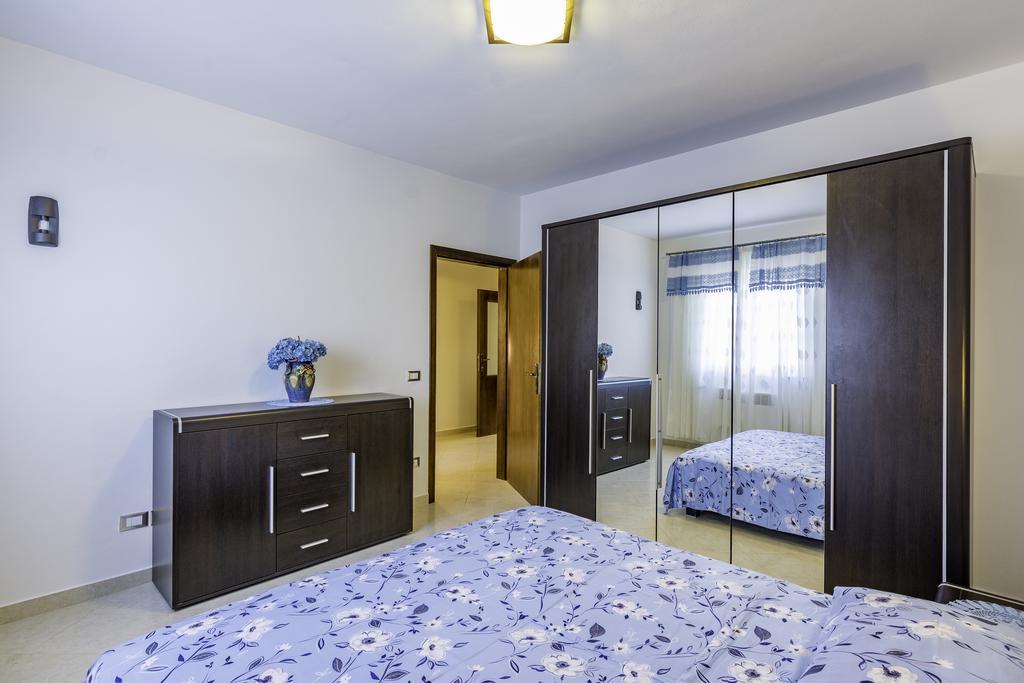Apartmani Radmila Nova Vas  エクステリア 写真